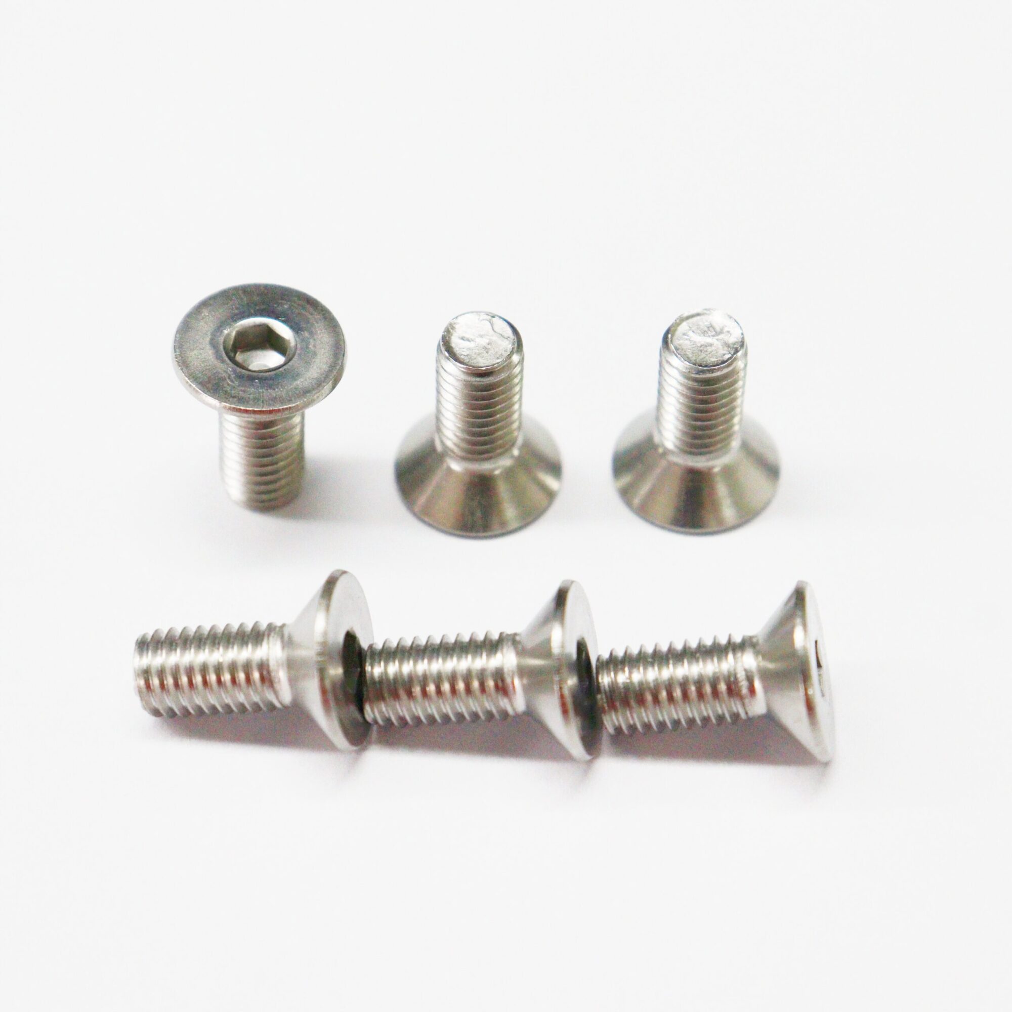 wind turbine assembly screws