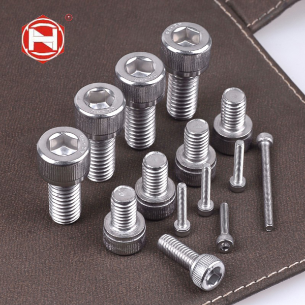 DIN912 stainless steel screw